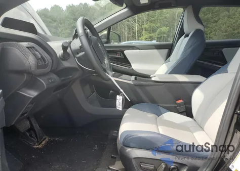 2023 Subaru Solterra Premium z USA, uszkodzony, nr VIN JTMABABA2PA017929